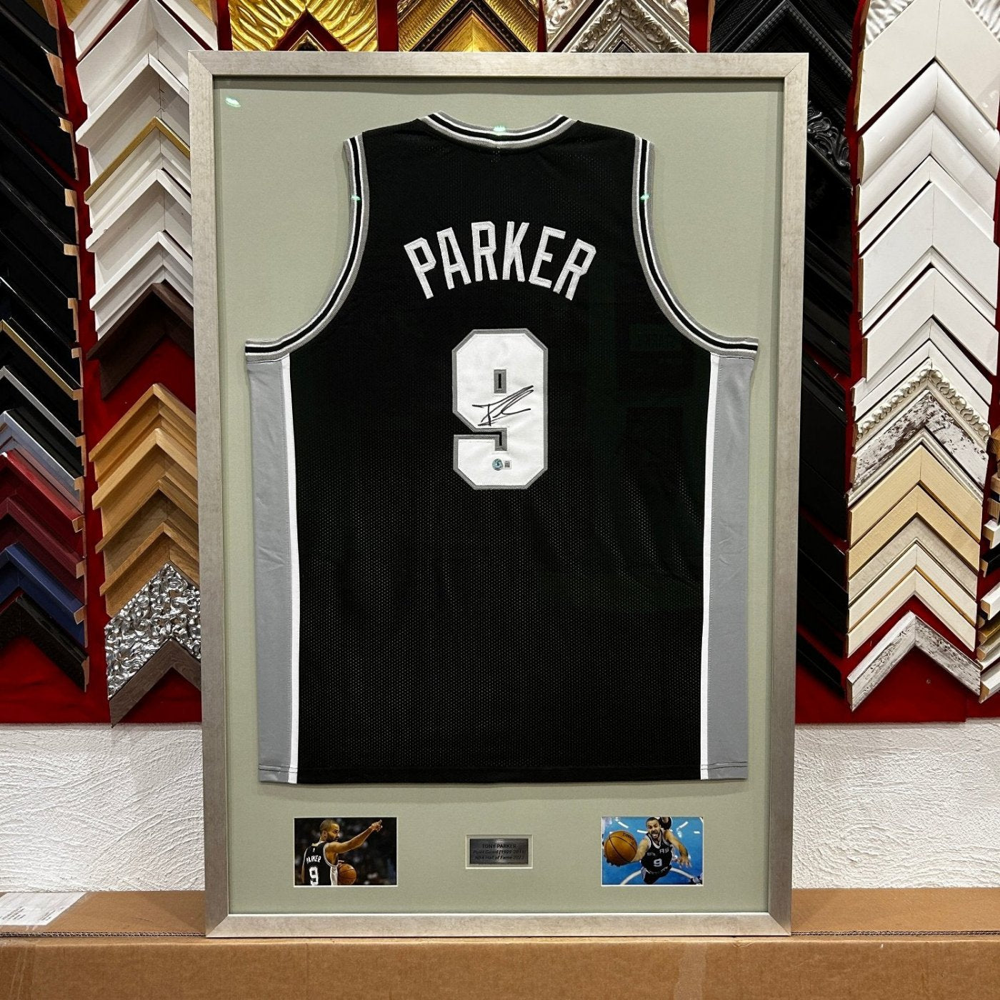 TONY PARKER / Maillot NBA Spurs signé - certification