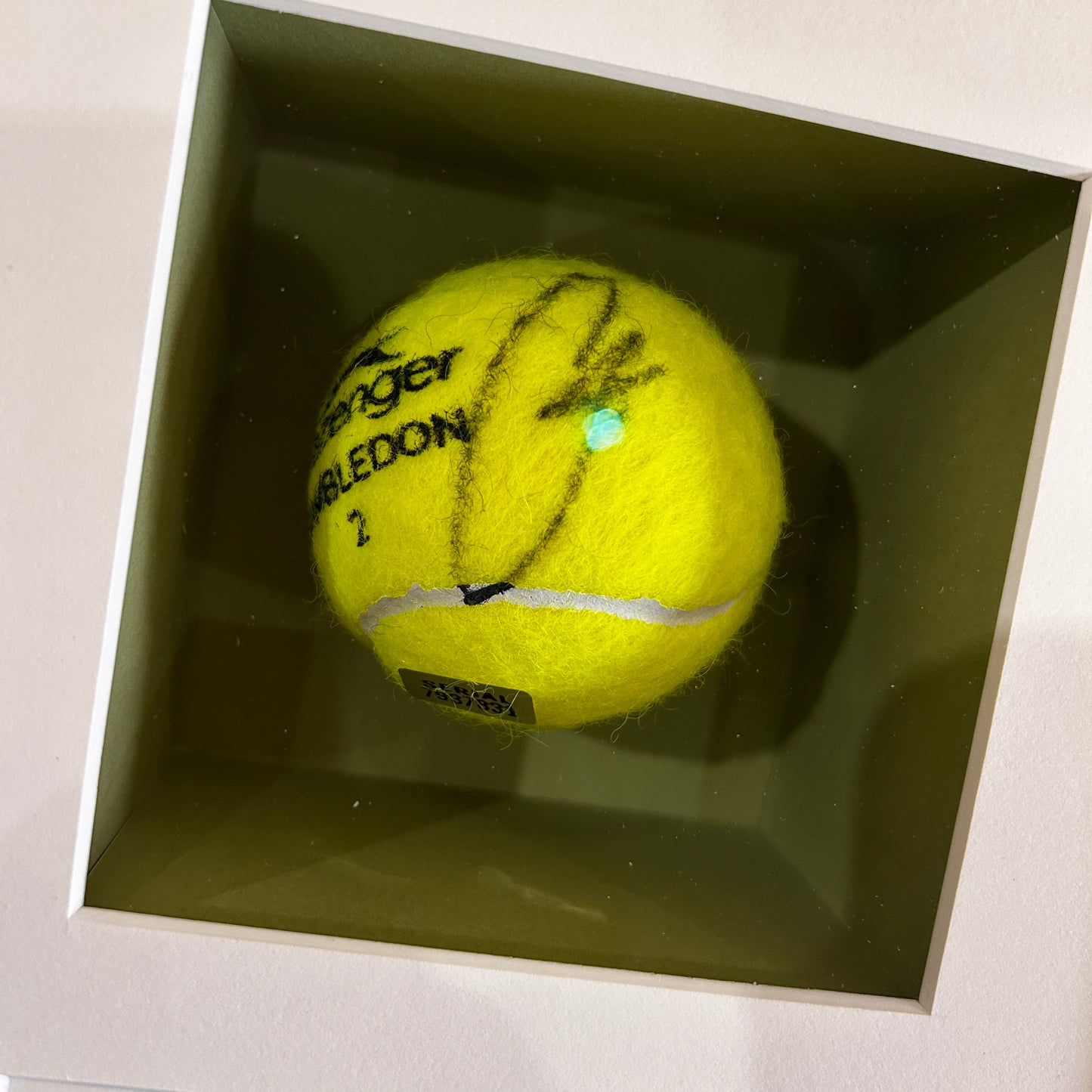 CARLO ALCARAZ / Signature sur balle de tennis - WIMBLEDON 2025