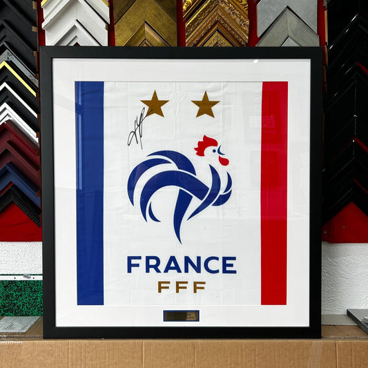 KYLIAN M'BAPPE - SIGNATURE - DRAPEAU FFF