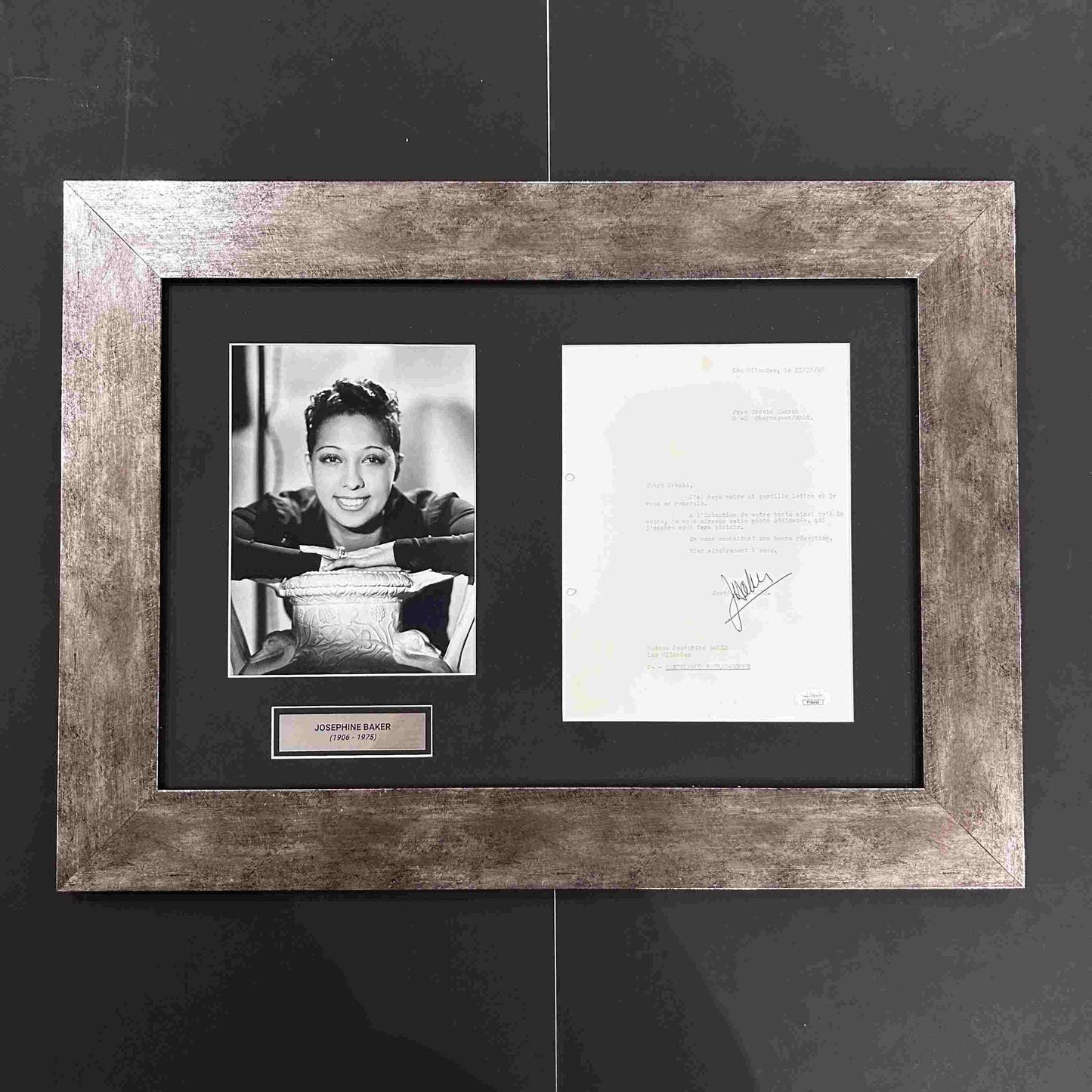 JOSEPHINE BAKER / Lettre signée - Certifcation