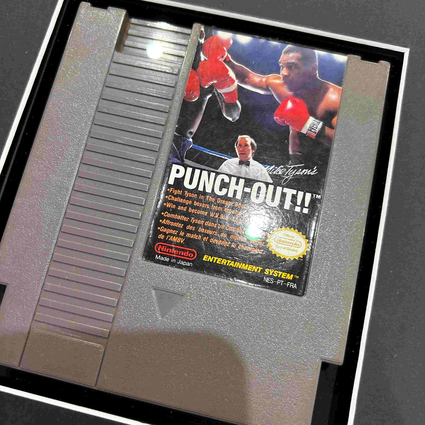 MIKE TYSON / Signature jeu Punch Out Nintendo Nes - Certification