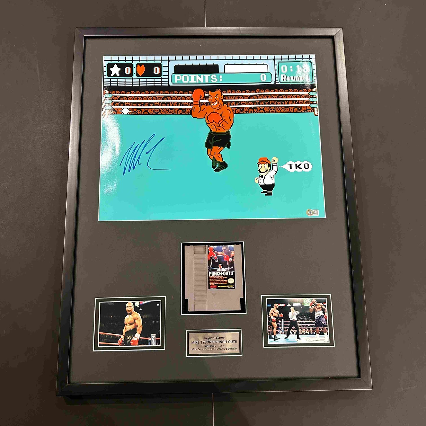 MIKE TYSON / Signature jeu Punch Out Nintendo Nes - Certification