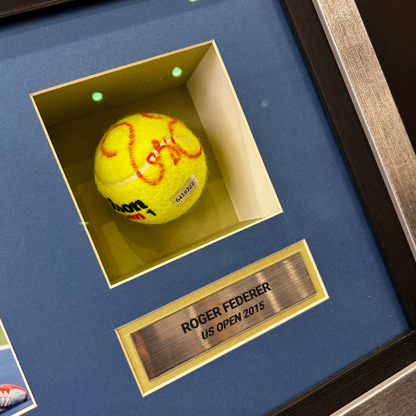 ROGER FEDERER / Signature sur balle de tennis US OPEN
