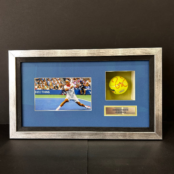 ROGER FEDERER / Signature sur balle de tennis US OPEN