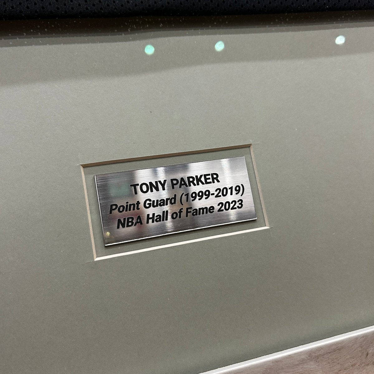 TONY PARKER / Maillot NBA Spurs signé - certification