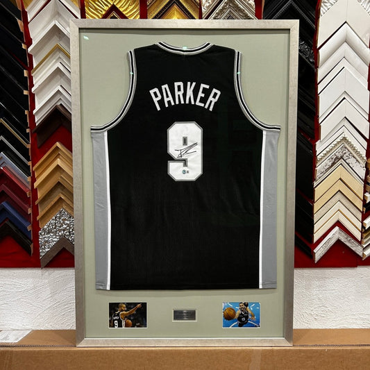 TONY PARKER / Maillot NBA Spurs signé - certification